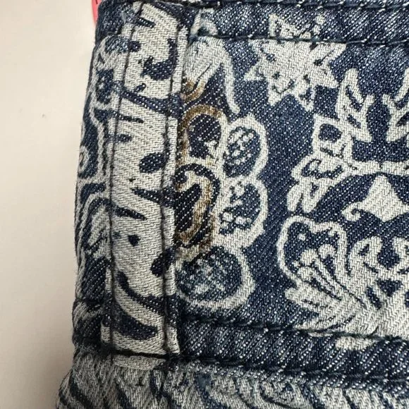 Free People Journey Jeans Mid Rise Flare Floral Retro Print 100% Cotton Blue 27 - Picture 6 of 6